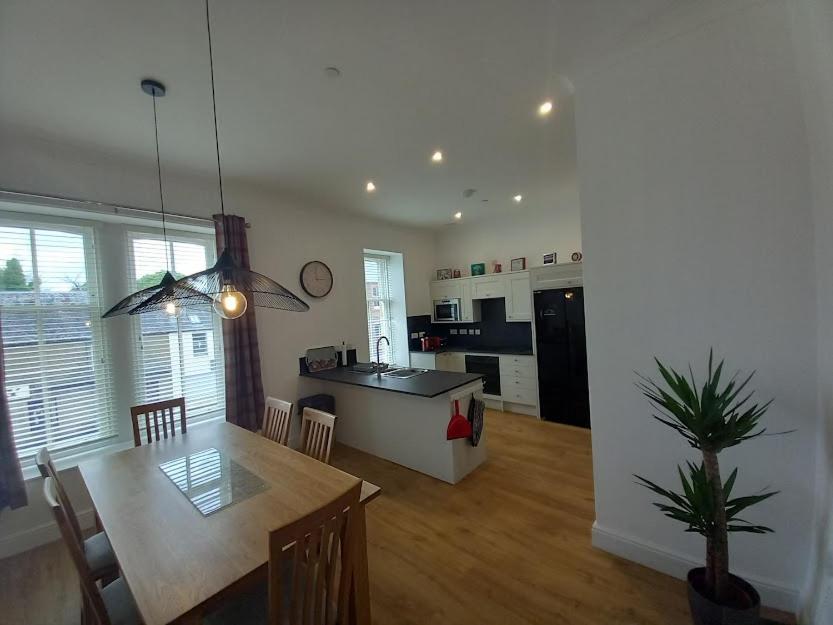 Stunning Village Centre Holiday Home カランダー エクステリア 写真